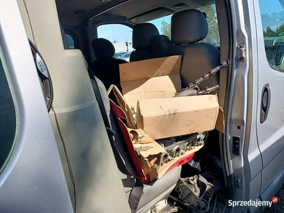 Renault Trafic Renault Trafic 25DCI 135 06r 6OS diesel Tarnów