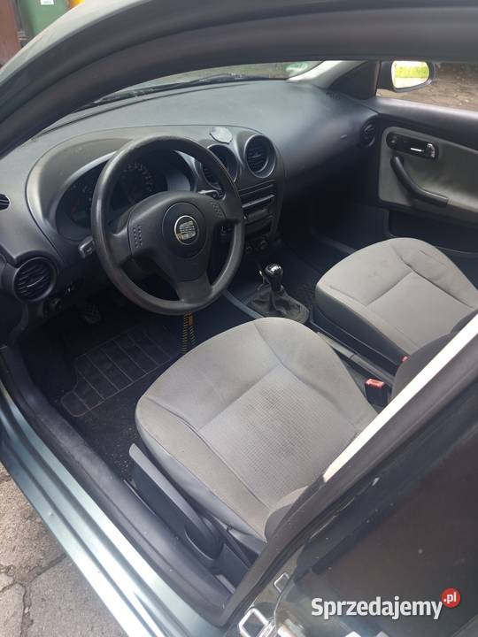 Sprzedam Seat Ibiza 12 Benzyna z 2003r Łódź