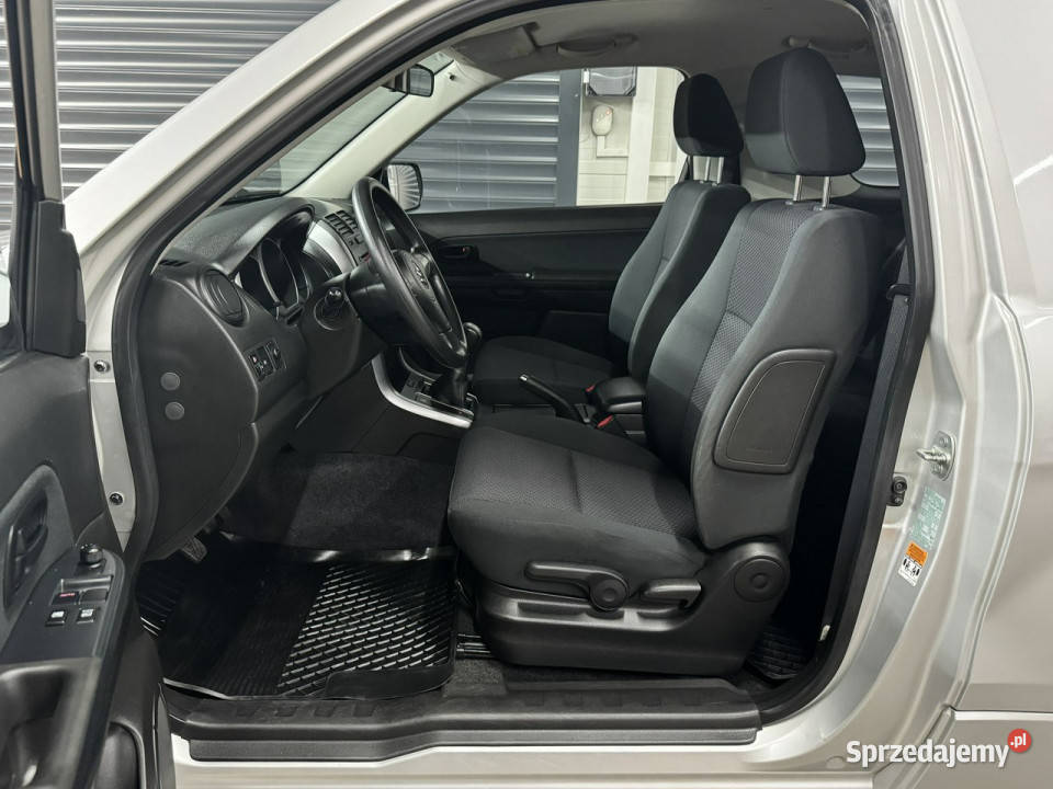 Suzuki Grand Vitara salon bezwypadkowa Chechło