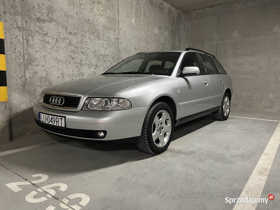 Audi A4 b5 18T 2001r 182 benzyna