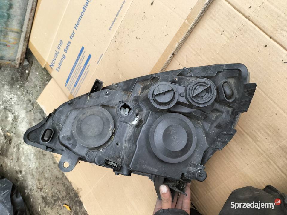 RENAULT SCENIC 2 II LIFT LAMPA PRZÓD PRZEDNIA osobowe lubelskie sprzedam