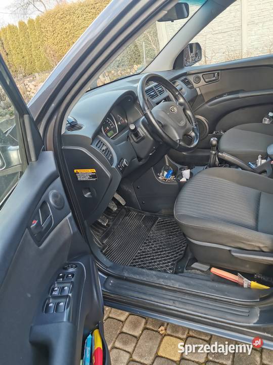 Kia Sportage ll 20 benzyna z Gazem nieuszkodzony Nisko
