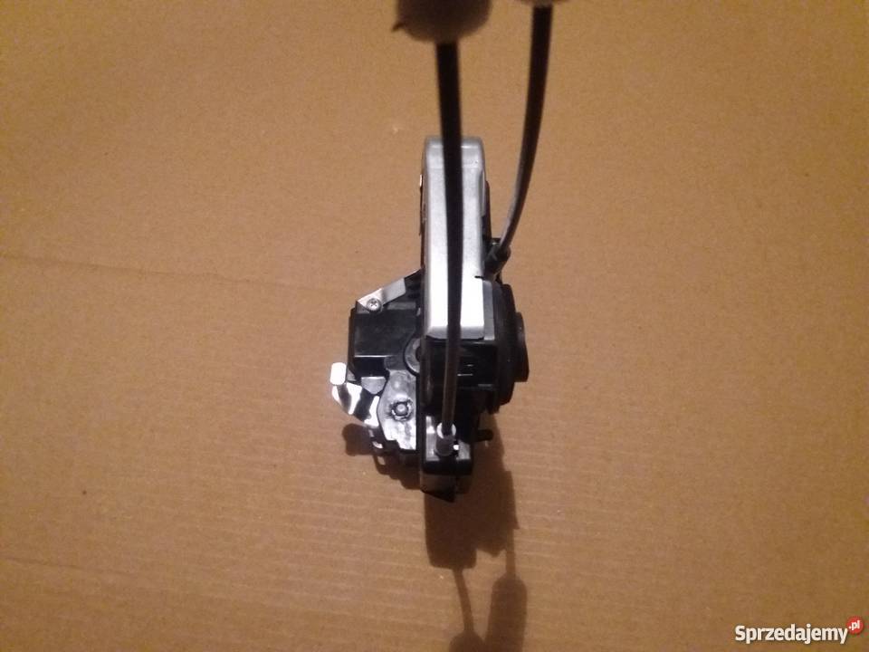 Zamek drzwi prawe tylne toyota land cruiser 200 zamki, wkładki, kluczyki Szczecin