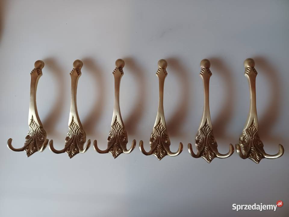 Komplet sześciu mosiężnych wieszaków Poznań