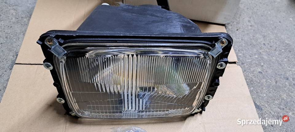 Reflektor lewy Mercedes T1 kaczka 207 307 Luzino