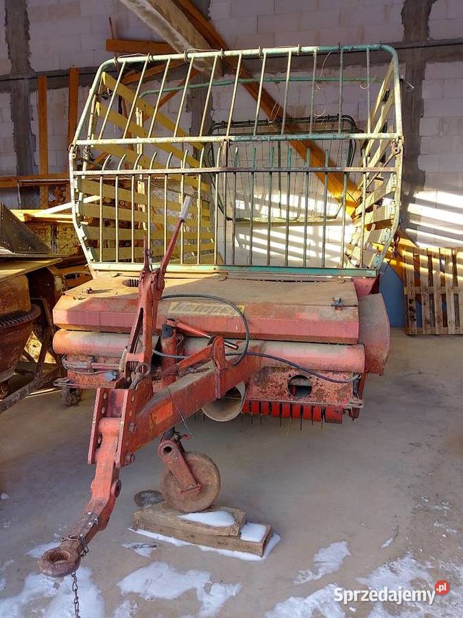 Przyczepa samozbierająca Łagów