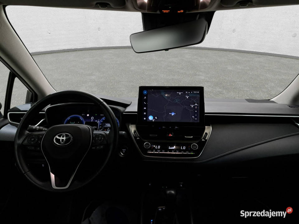 Toyota Corolla Seria E16 2012 dolnośląskie Komorniki