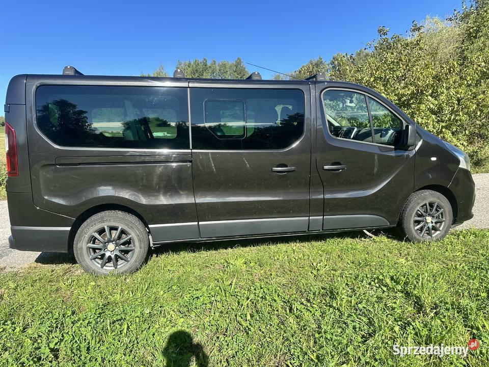 Renault Trafic 2019 9 osobowy bus long manualna śląskie Lędziny sprzedam