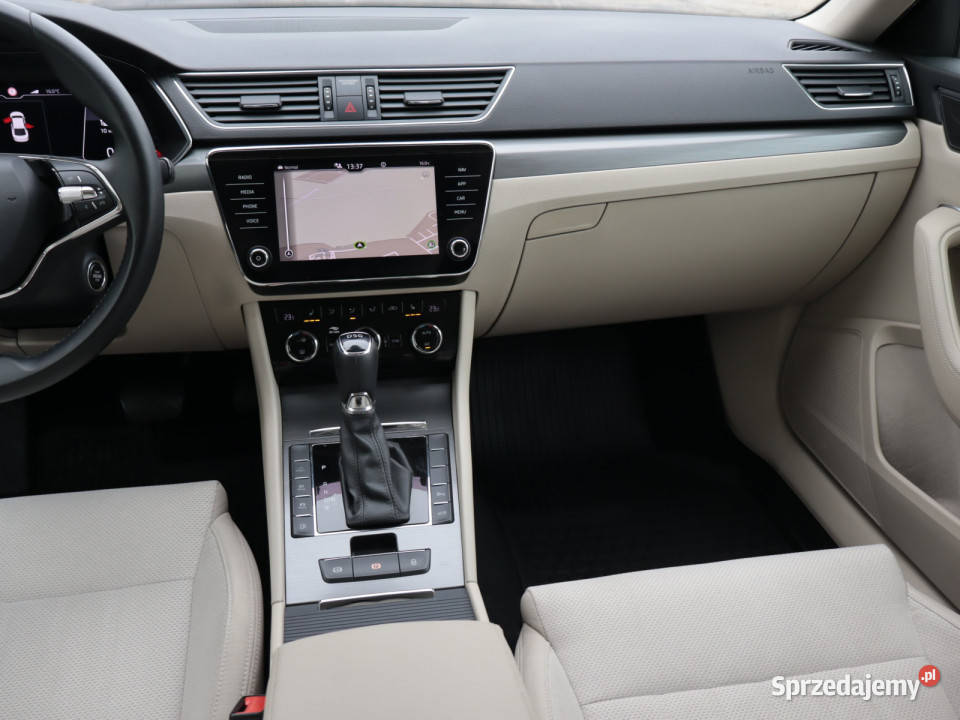 Skoda Superb iV 14 TSI PHEV kamera cofania mazowieckie Piaseczno