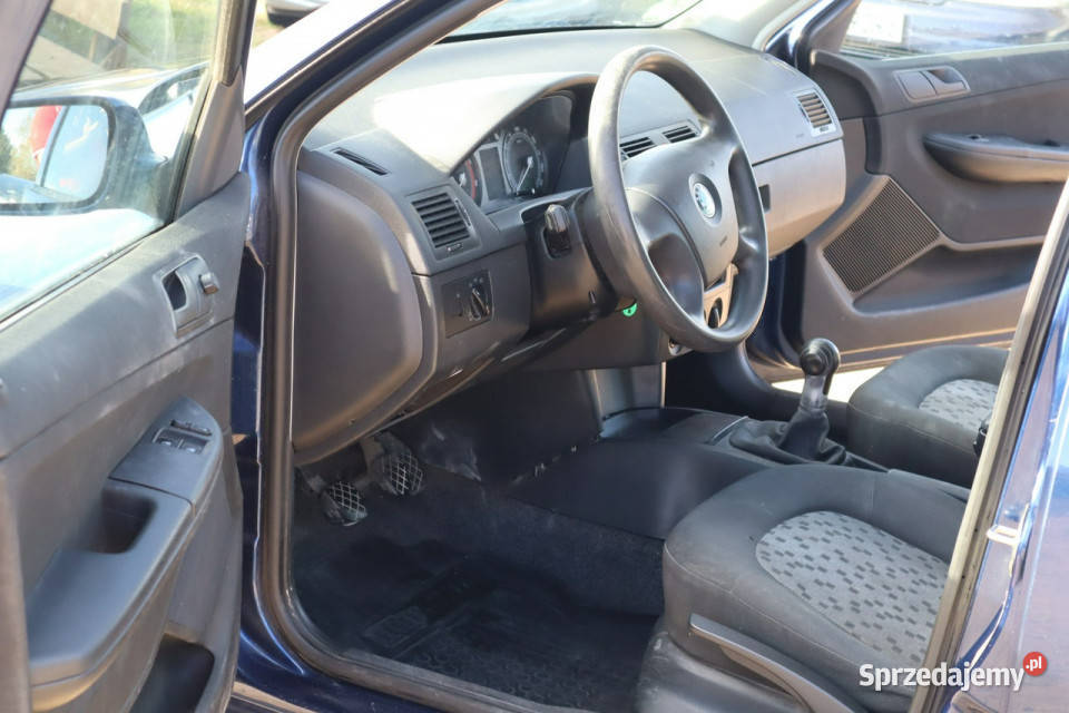 koda Fabia 2006r 14 Benzyna Sedan Tanio Możliwa Warszawa