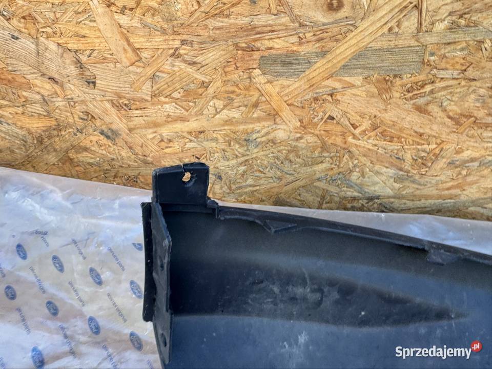 Spoiler dół zderzaka przód kratka środkowa ford osobowe wielkopolskie Międzychód
