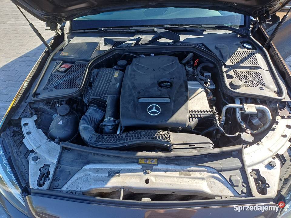 Mercedes w205 c180 benzyna brąz automat krajowy Janki