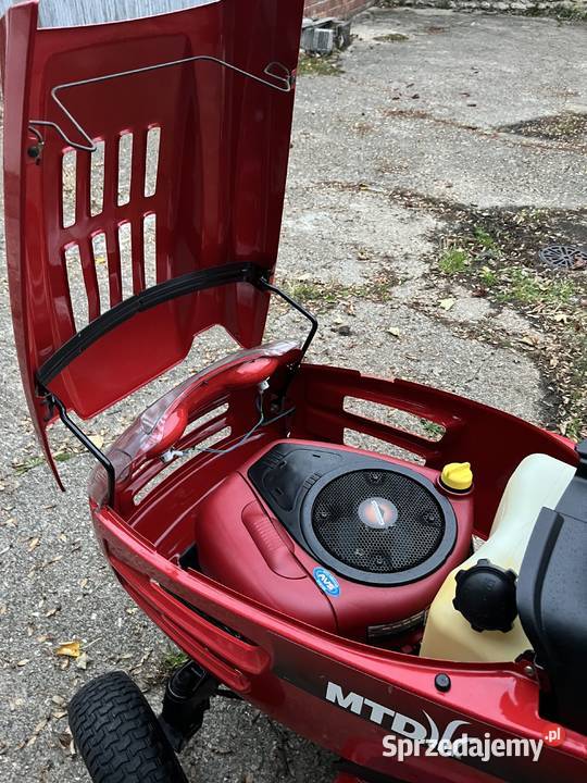 TraktorekKosiarka MTD z koszem Strzyżów