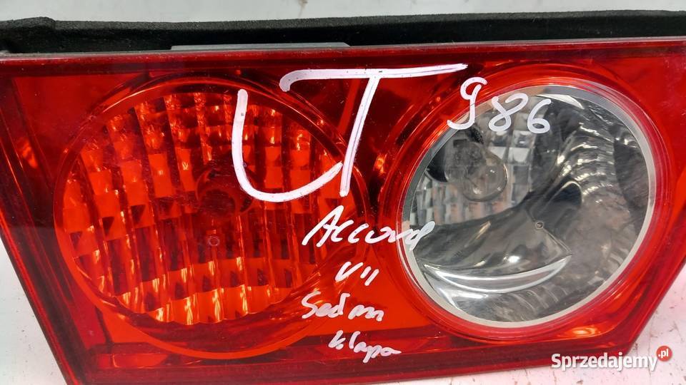 HONDA ACCORD VII SEDAN LAMPA W KLAPĘ TYŁ LEWA Zbierkowo