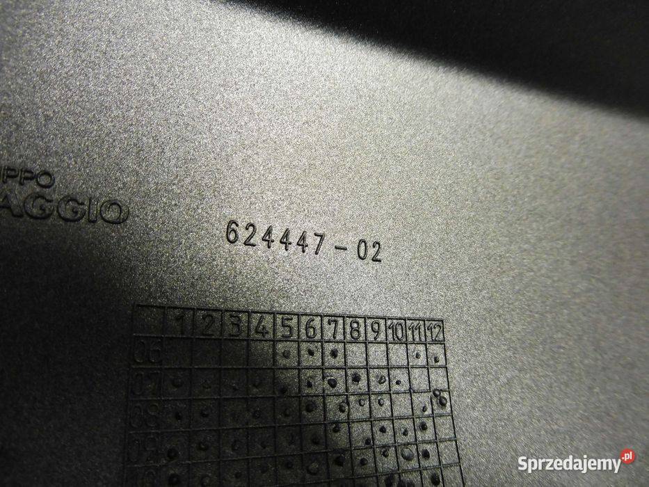 Piaggio MP3 250 ie RL nowa prawa owiewka boczek Poznań sprzedam