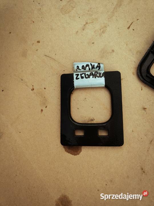 Panel nawiewu z zegarem BMW E30 orginalny Biała Rawska sprzedam