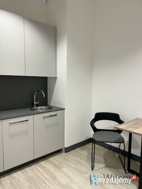 Lokal Warszawa Żelazna 111 metrów