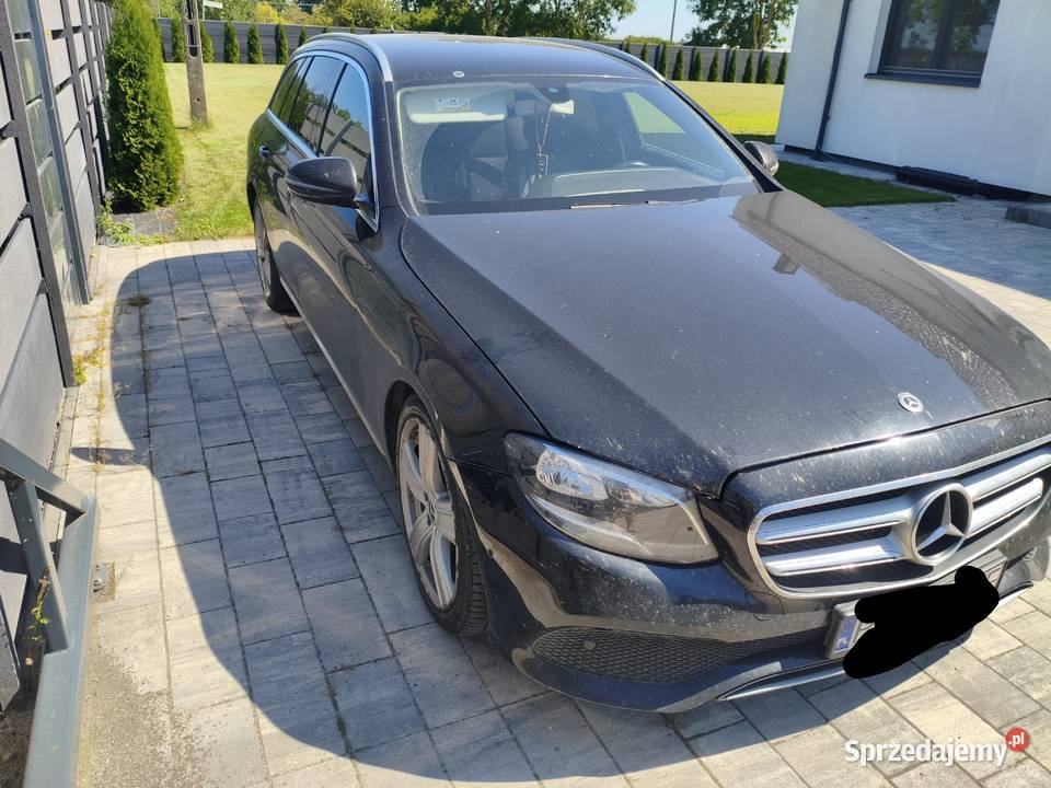 Mercedes w213 e200d USZKODZONY SILNIK światła do jazdy dziennej Środa Wielkopolska