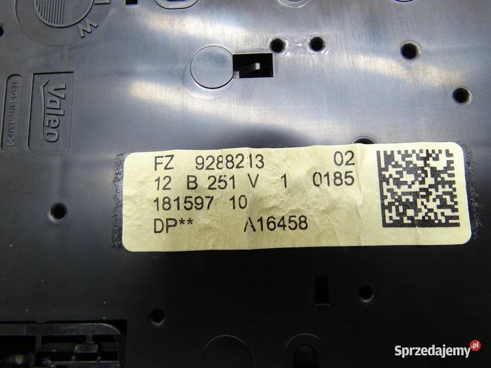 LAMPKA OŚWIETELNIE KABINY 9288213 BMW F20 F21 Oświetlenie kabiny