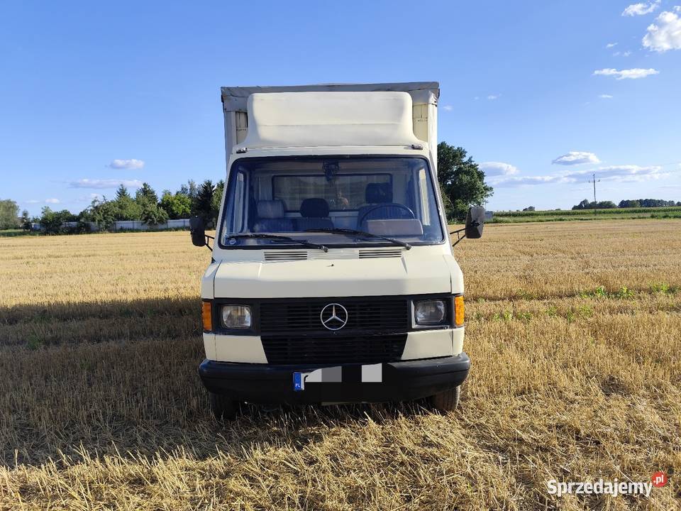 Mercedes Benz 410