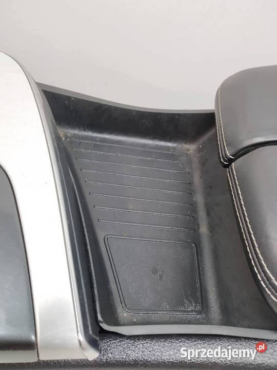 TUNEL ŚRODKOWY PODŁOKIETNIK 4M SKÓRA Audi Q7 II świętokrzyskie sprzedam