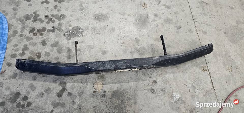 Zdeżak przód mercedes g 1992 osobowe