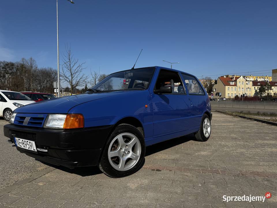 Fiat UNO 2002 r przebieg 93 nieuszkodzony Uno Elbląg