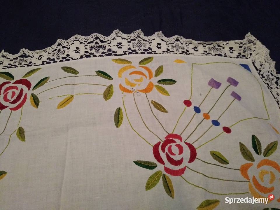 Ręcznie haftowana serweta świętokrzyskie Kielce