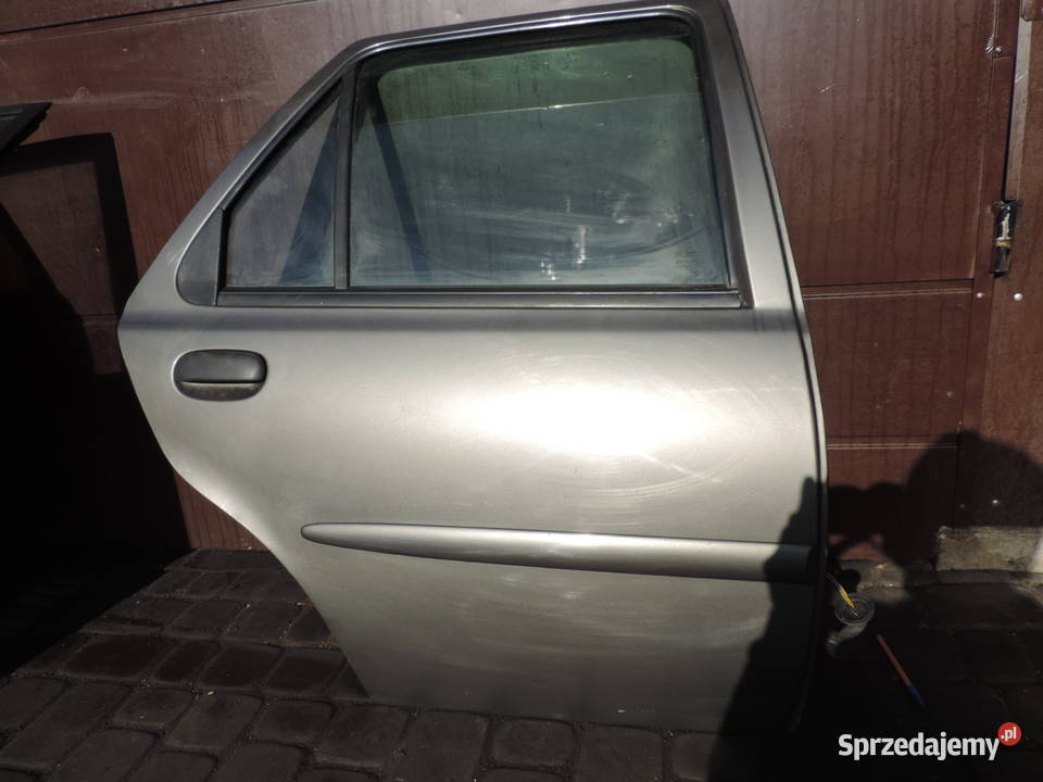 DRZWI TYLNE PRAWE FORD FIESTA MK4 5D KOLOR M8 Drzwi Nowy Sącz