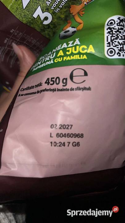 Karton płatków śniadaniowych firmy Nestl Jasło