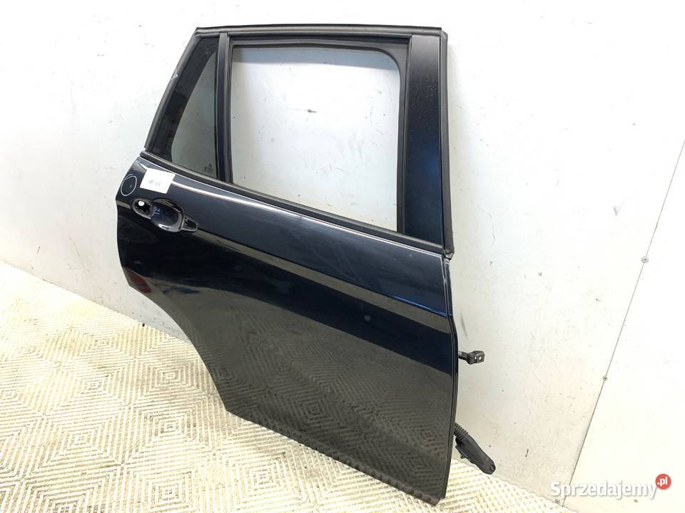 DRZWI PRAWY TYŁ BMW E84 SUV 0915 CZARNY sprzedam