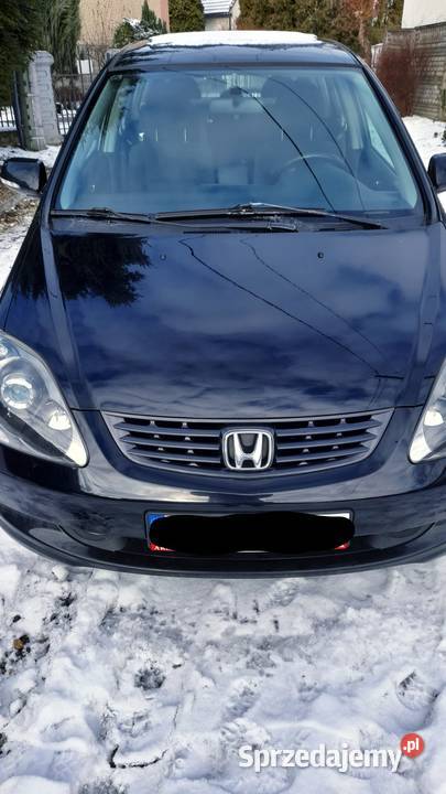 Honda Civic czarna rocznik 2004 16