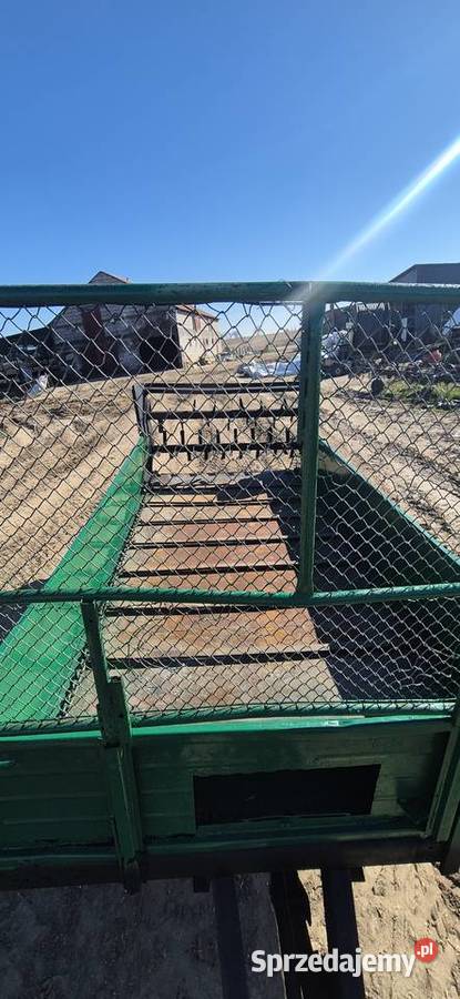 Rorzutnik obornika 4 T Rozrzutniki obornika Złotniki Kujawskie