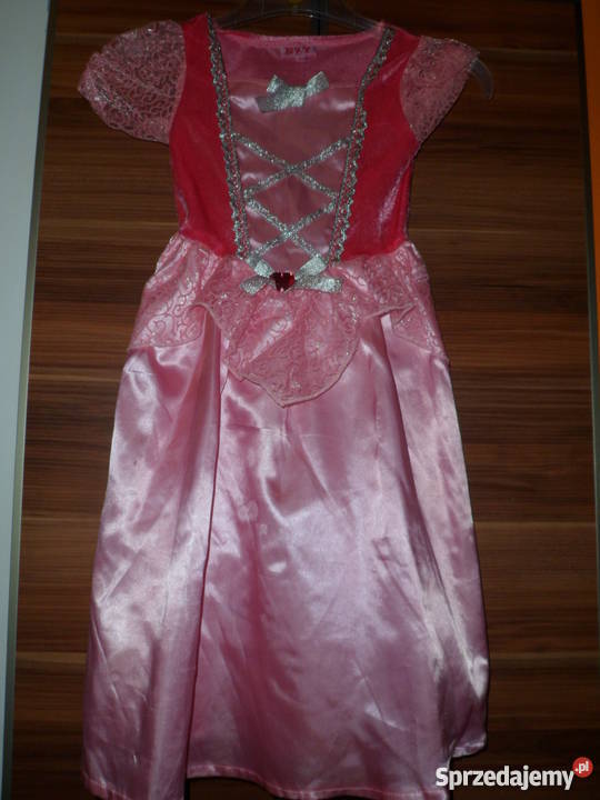 Ubranka w 116122 dziewczynki