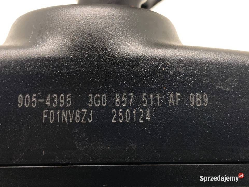 LUSTERKO WEWNĘTRZNE SKODA KAMIQ 3G0857511AF osobowe podkarpackie