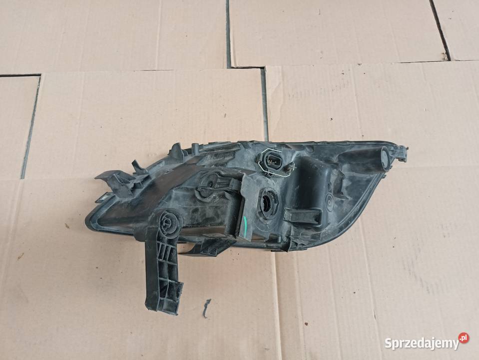 Halogen prawy opel astra J IV Oświetlenie Czechy