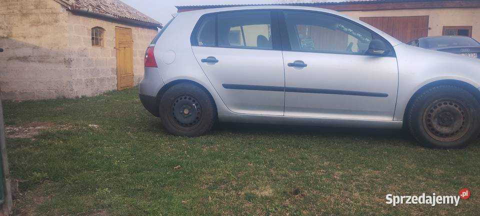 Sprzedam dwa golfy 5 Siedliszcze