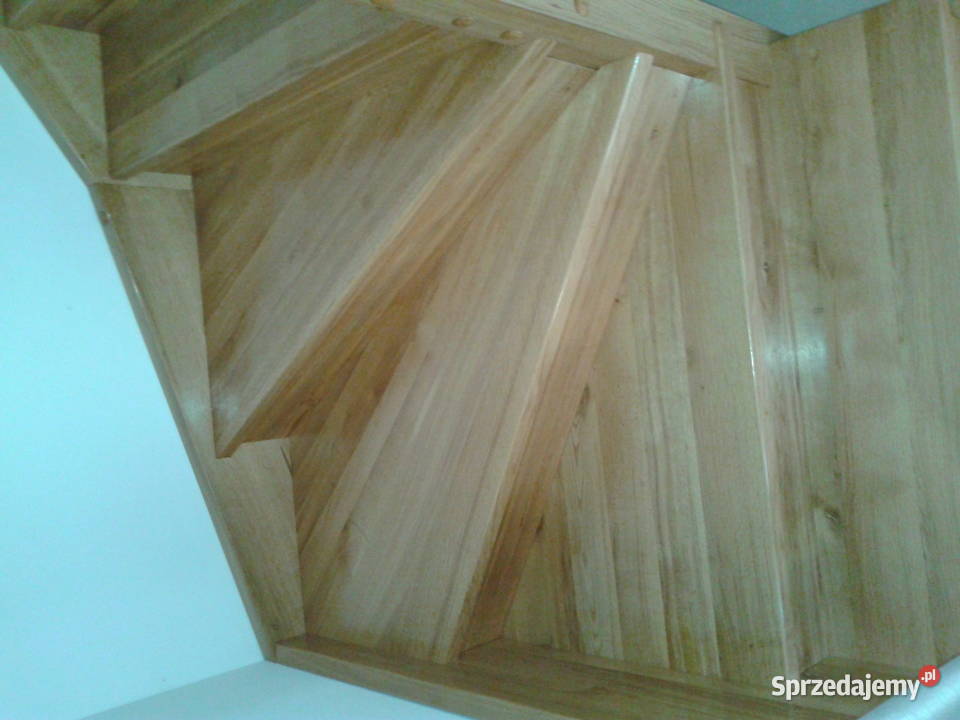 Schody drewniane ażurowe Oszczepalin Pierwszy