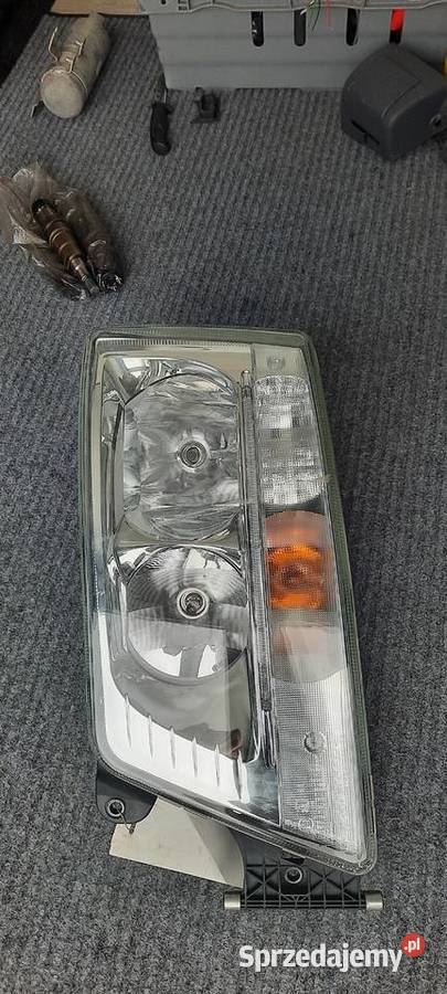 Lampa Przód Lewa MAN TGX 81251016745 Staszów