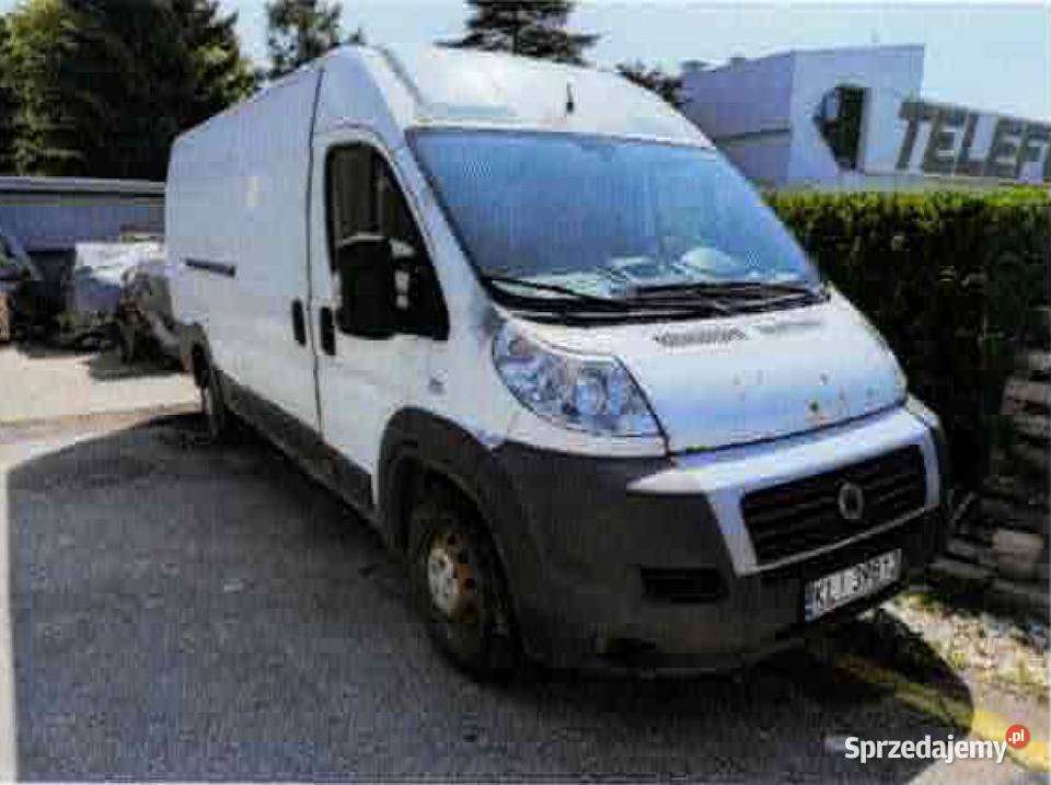 Syndyk sprzeda samochód dostawczy Fiat Ducato 30