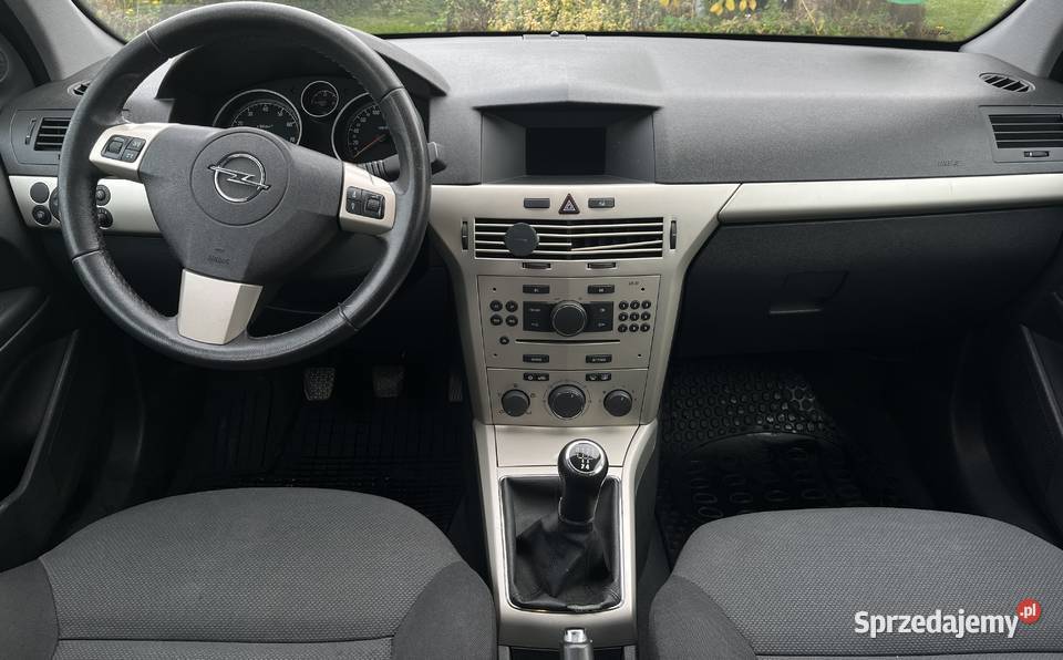Opel Astra H 16 Enjoy Tomaszów Mazowiecki