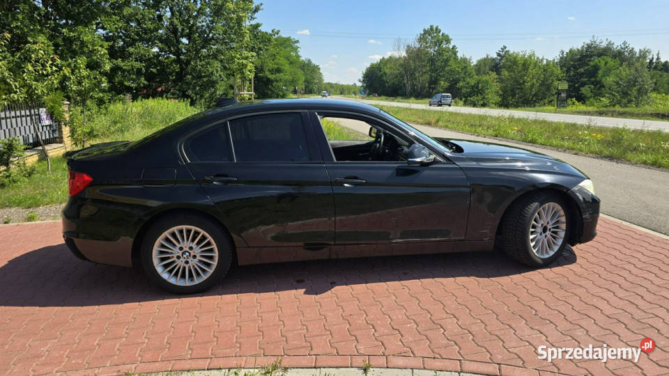 BMW 320 Lekko Uszkodzony Jeżdżący Sprawna Klima klimatyzacja Karczew