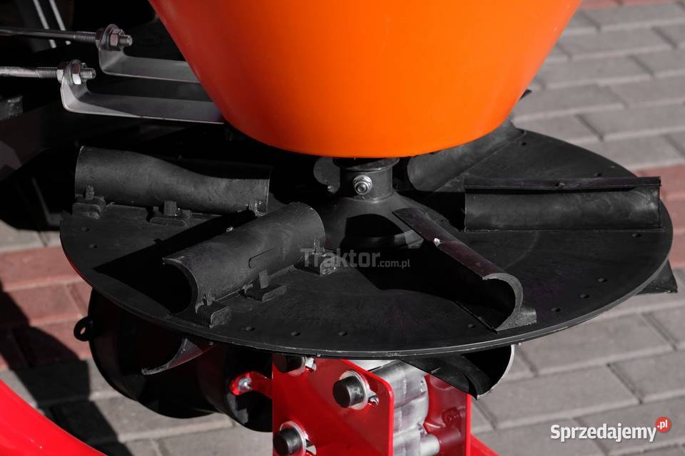 LS Tractor XJ25 HST 4x4 244 CAB pług do śniegu Tajęcina