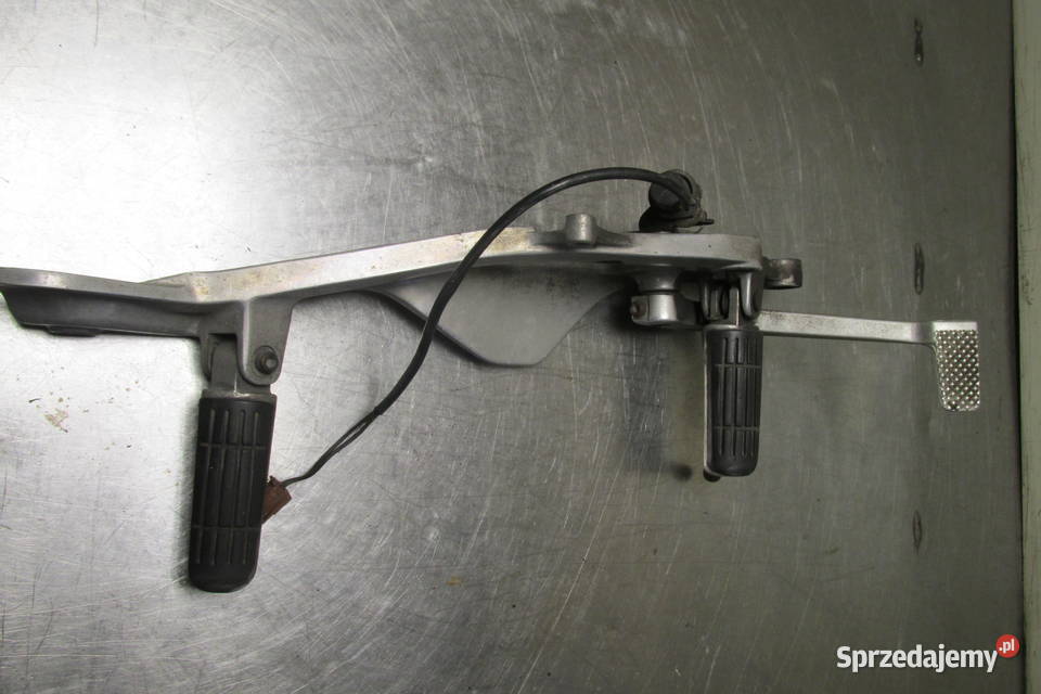 Prawy set podnóżki Yamaha TDM 900 92r świętokrzyskie Sandomierz