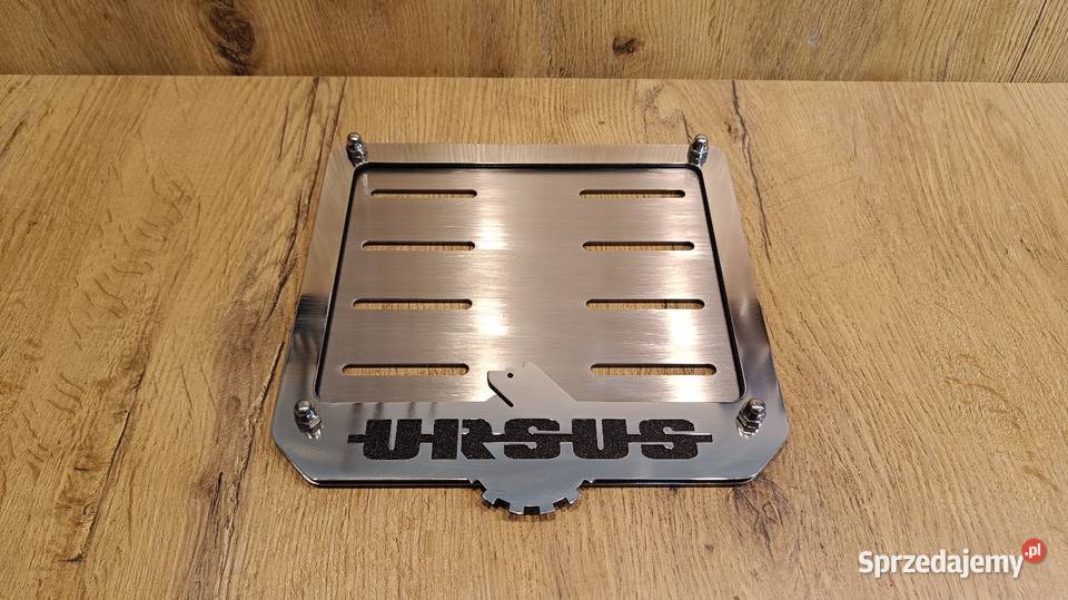 Ramka tablicy rejestracyjnej Ursus 190x150mm Babimost