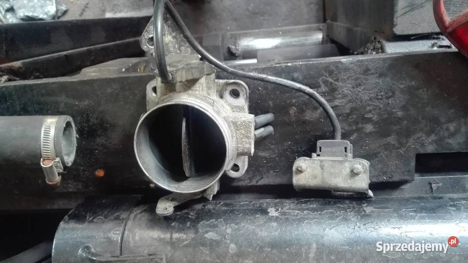 Mercedes g klasa om 102 przepustnica 0011408253 Kocmyrzów sprzedam