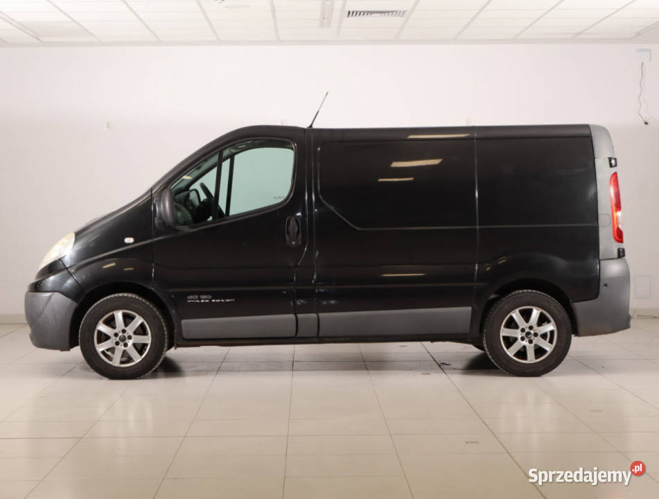 Renault Trafic 25 dCi Piaseczno