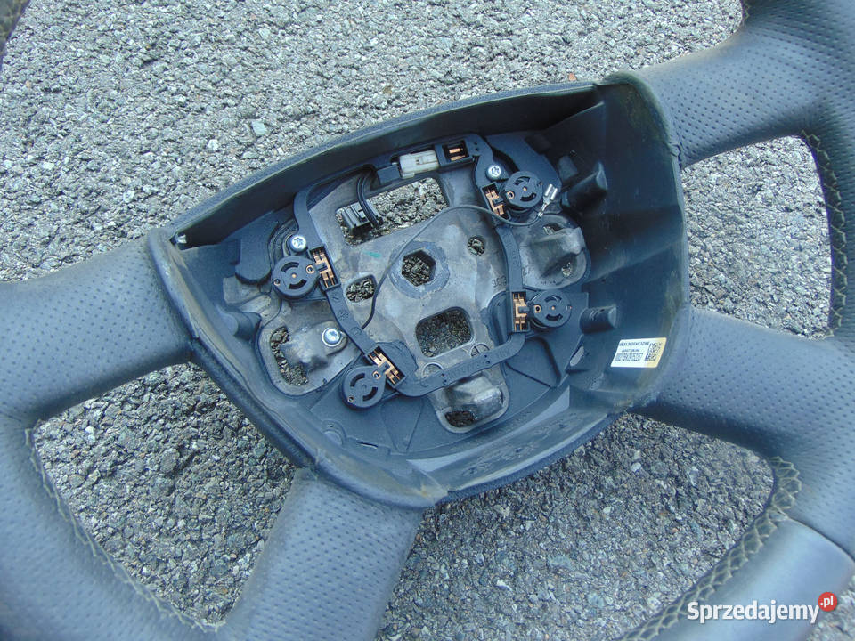 KIEROWNICA FORD FOCUS II 20052011 4M513600AK3ZHE Motoryzacja Ryki sprzedam