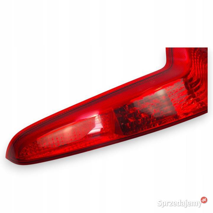 LAMPA PRAWA Volvo V50 I LIFT 20072012 tylna lubelskie Chełm