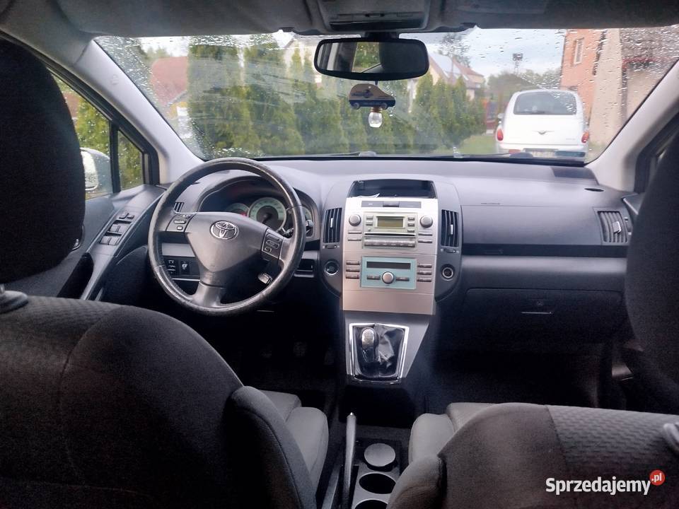 Toyota Corolla Verso 20 D4D nieuszkodzony